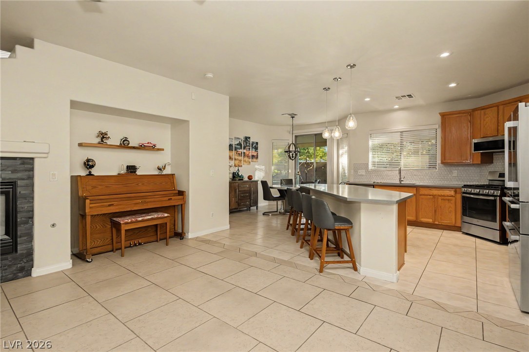 Photo 14 of 57, 3133 Madame Plantier Avenue