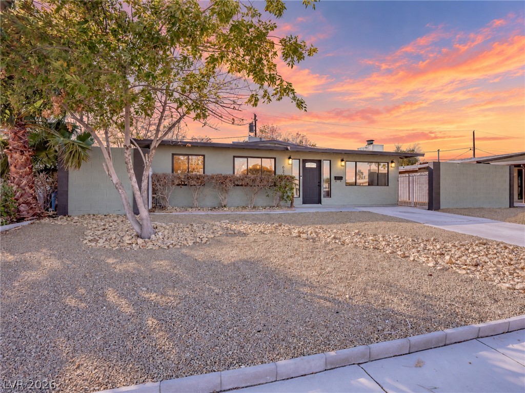 621 Berry Circle, Las Vegas