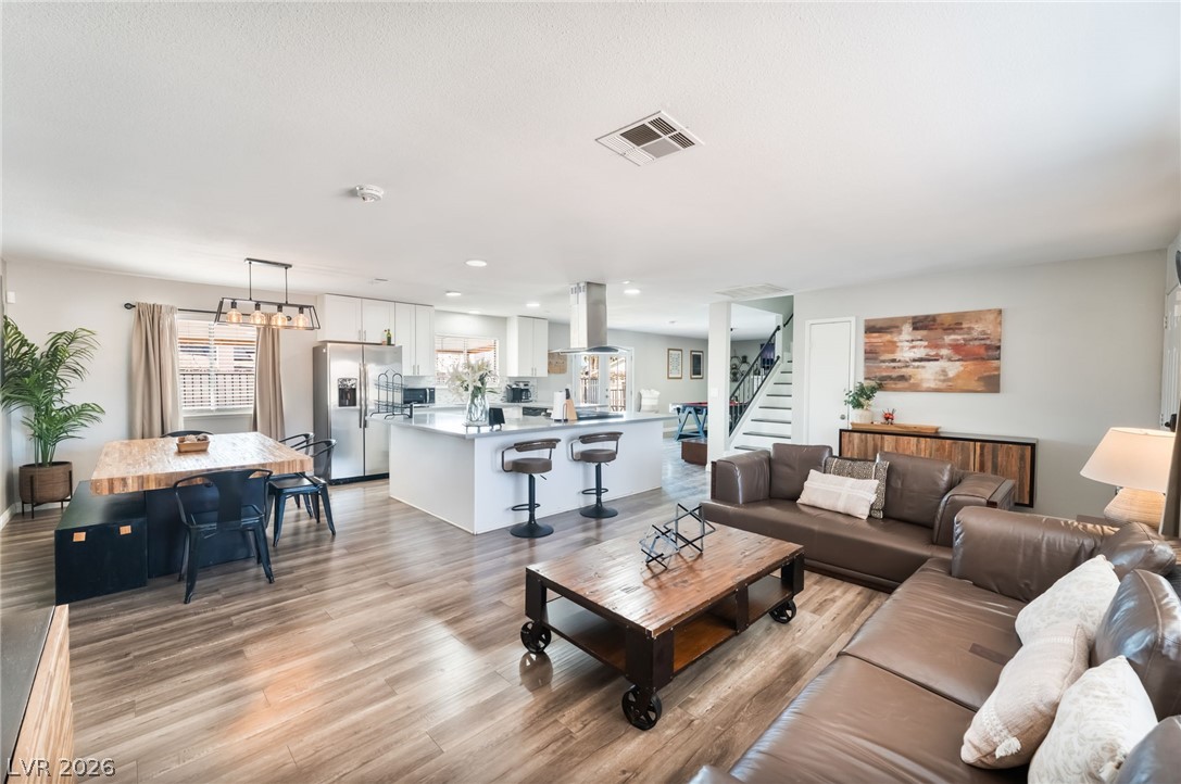 Photo 7 of 36, 6159 Brynhurst Drive