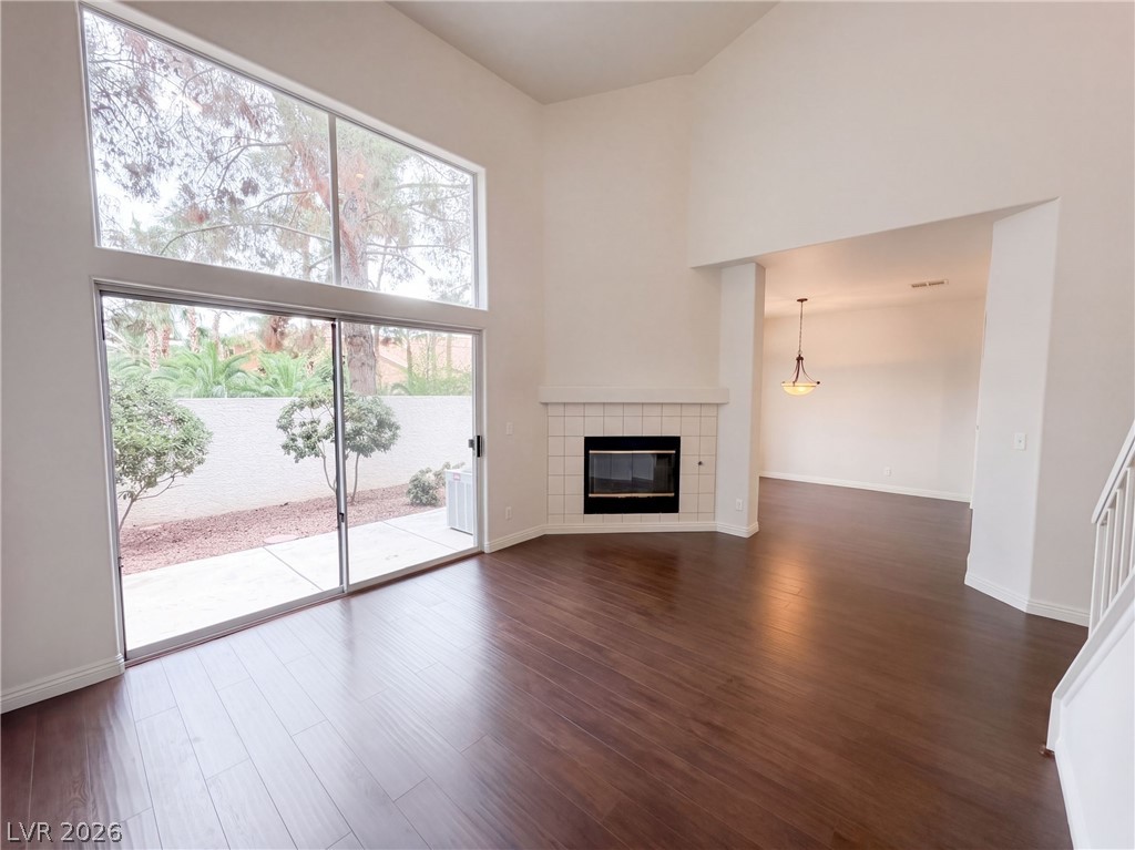 Photo 3 of 5404 La Patera Lane