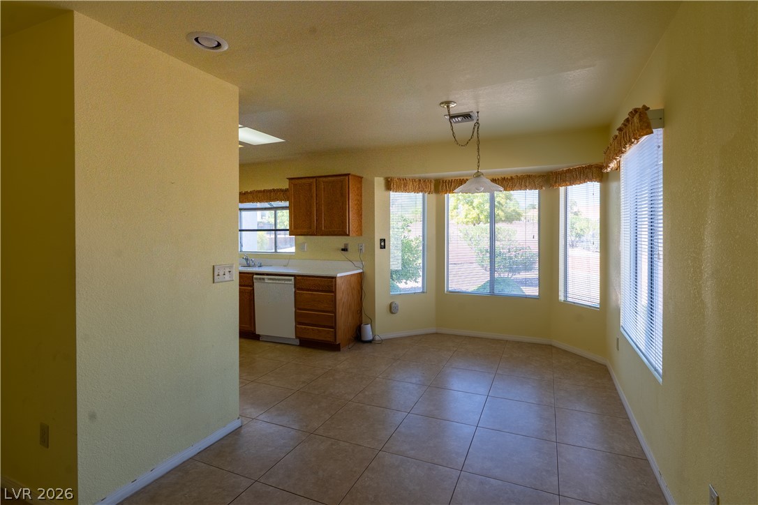 Photo 9 of 37, 9624 Buckhorn Drive