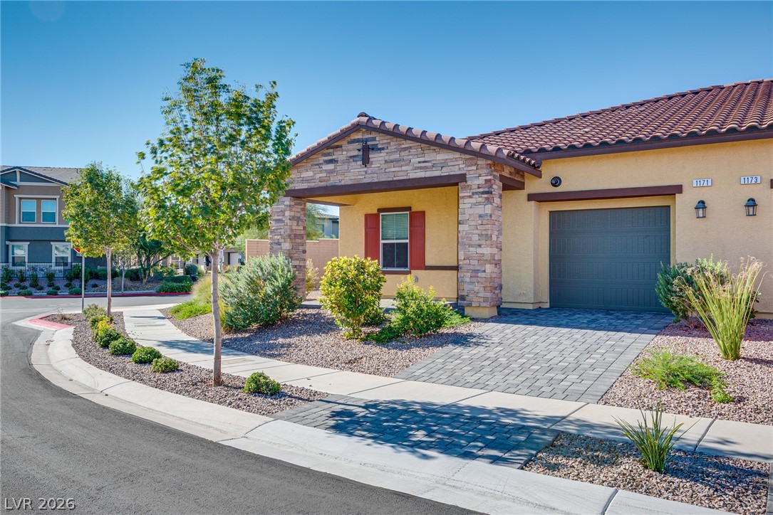 1171 Hummingbird Bay Lane, Henderson 89011