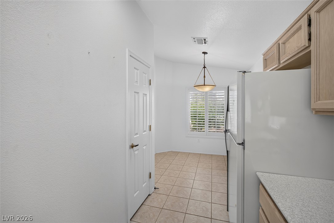 Photo 14 of 42, 493 Dalgreen Place