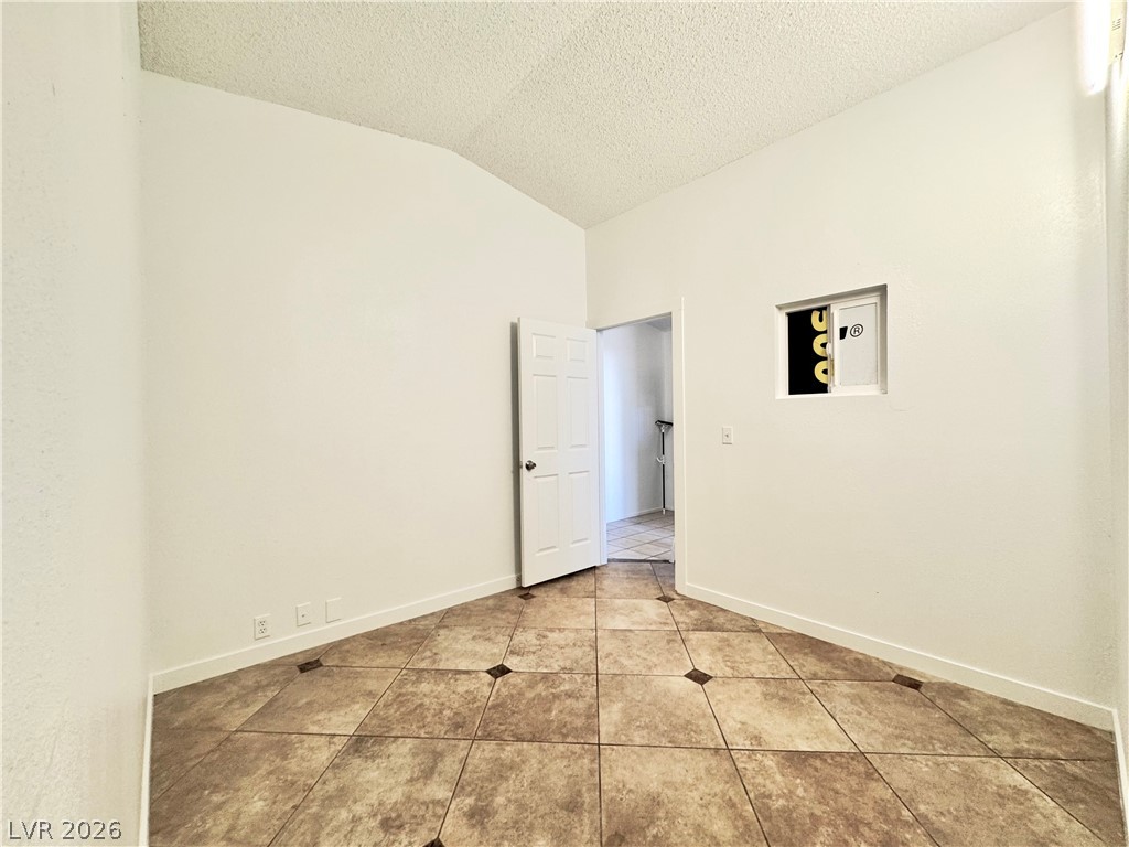 Photo 14 of 28, 4064 Spitze Drive