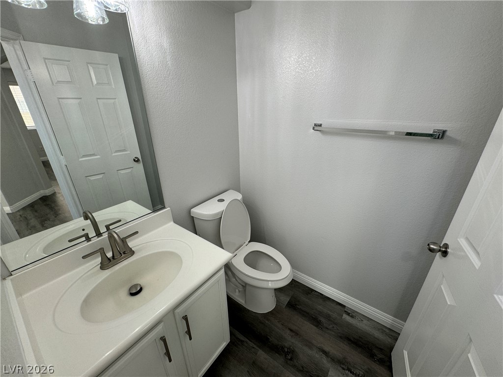 Photo 12 of 38, 950 Grand Cerritos Avenue