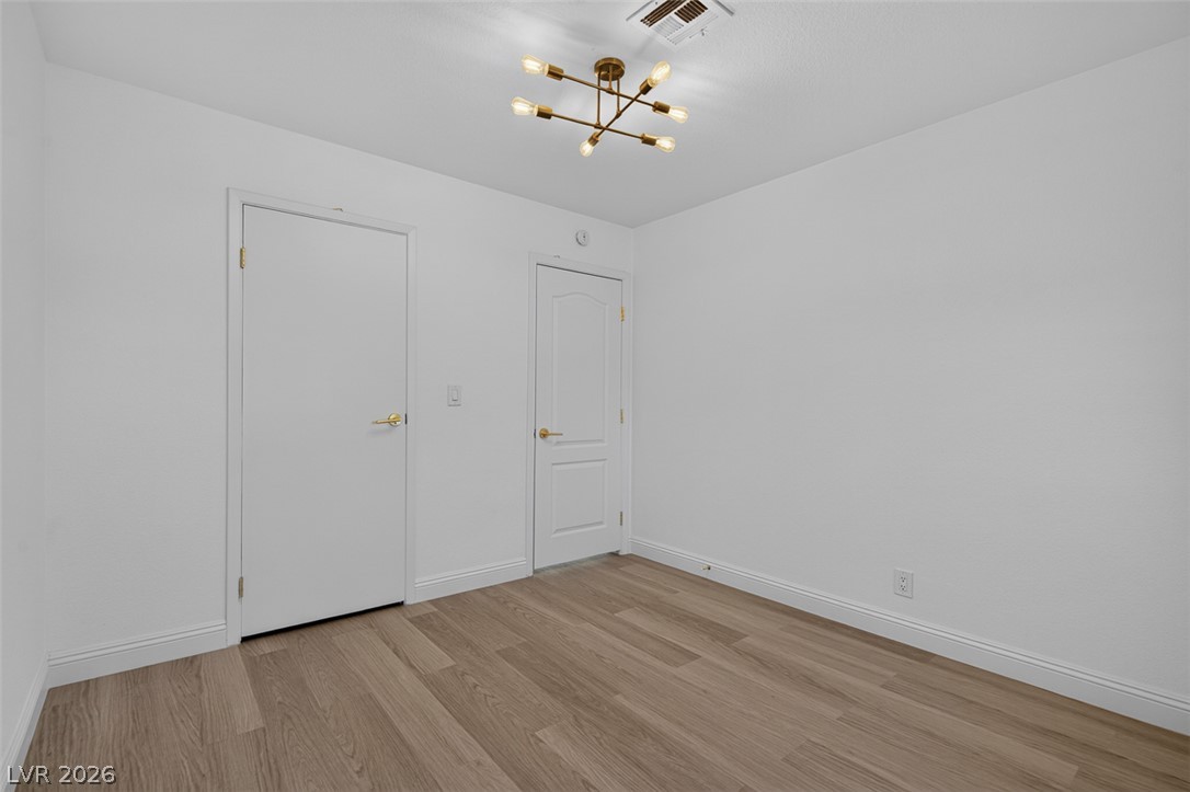 Photo 28 of 66, 3939 Meadowglen Drive