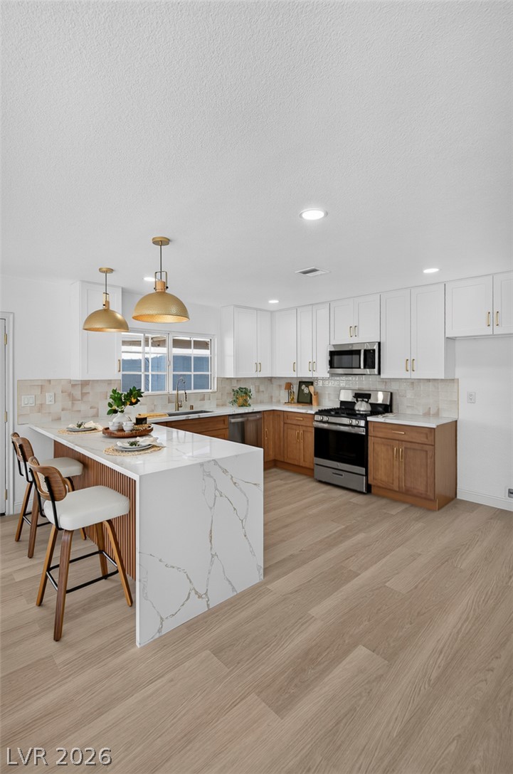 Photo 46 of 66, 3939 Meadowglen Drive