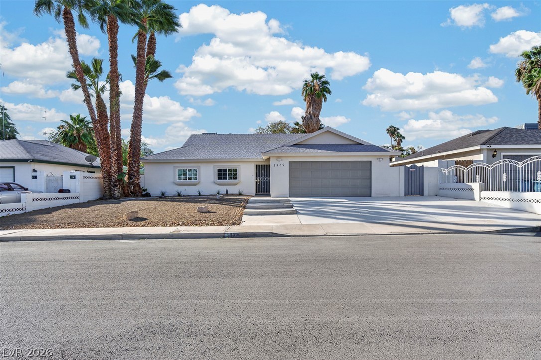Photo 6 of 66, 3939 Meadowglen Drive