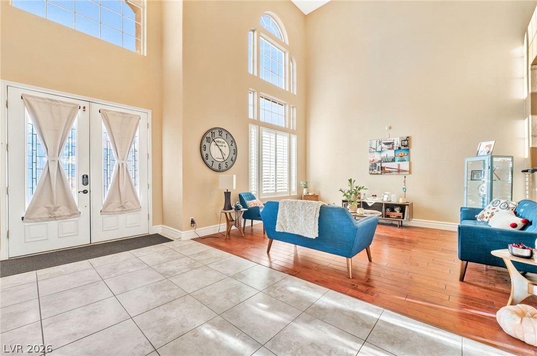 Photo 5 of 2752 Tarbert Street