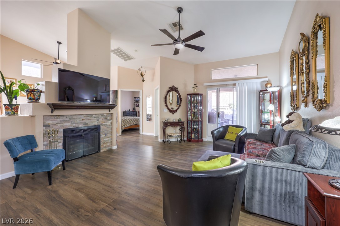 Photo 9 of 38, 9708 Devenish Avenue #101