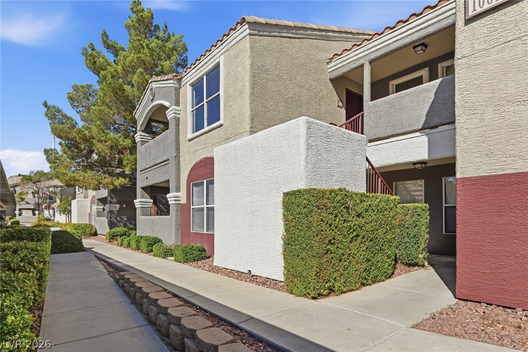 Photo 2 of 5055 W Hacienda Avenue #1003