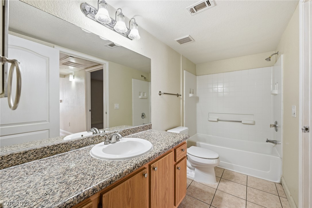 Photo 22 of 32, 5055 W Hacienda Avenue #1003
