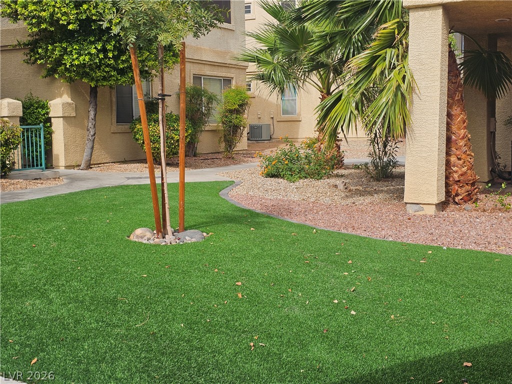 Photo 11 of 26, 5155 W Tropicana Avenue #2167