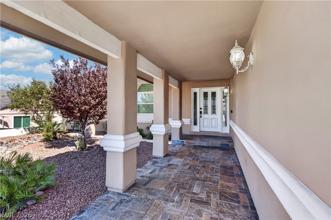 Photo 8 of 77, 1049 Geranium Drive