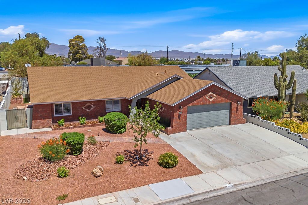 Photo 36 of 57, 3700 Briarglen Lane