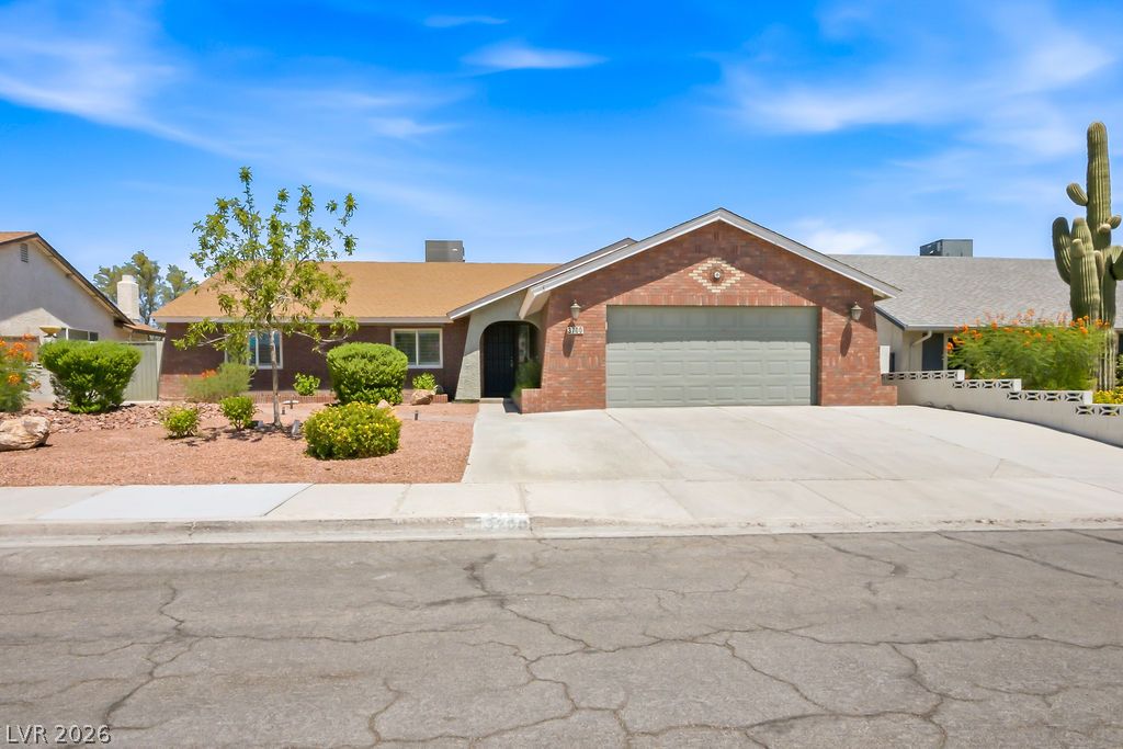 Photo 38 of 57, 3700 Briarglen Lane