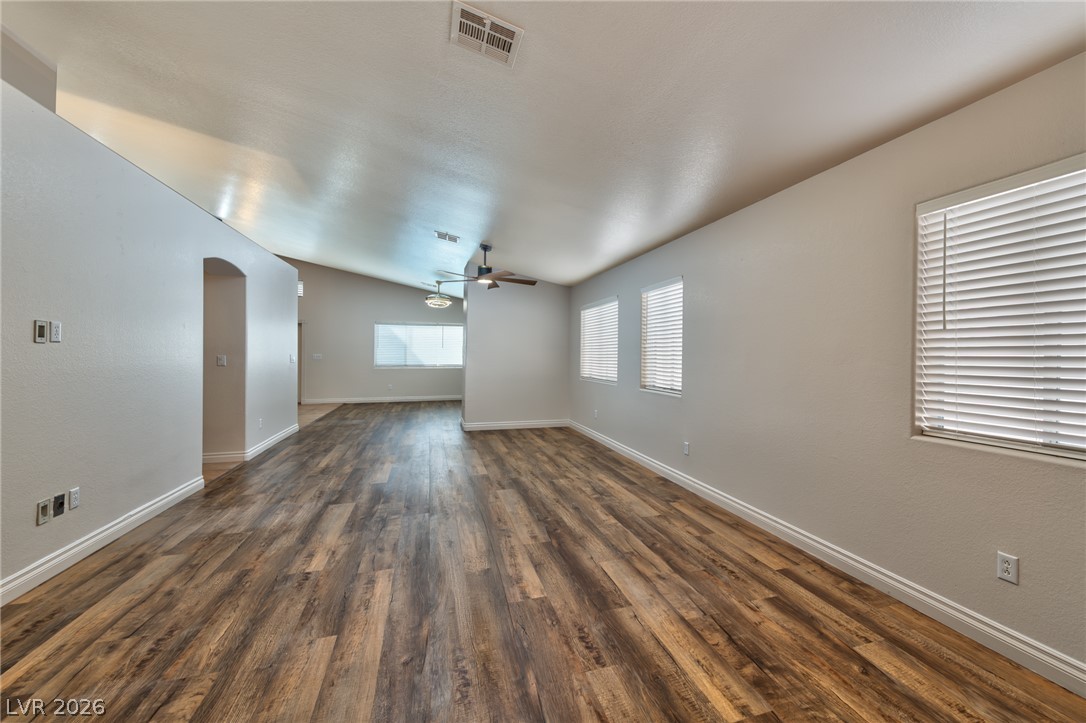 Photo 8 of 27, 3531 Calf Roper Court