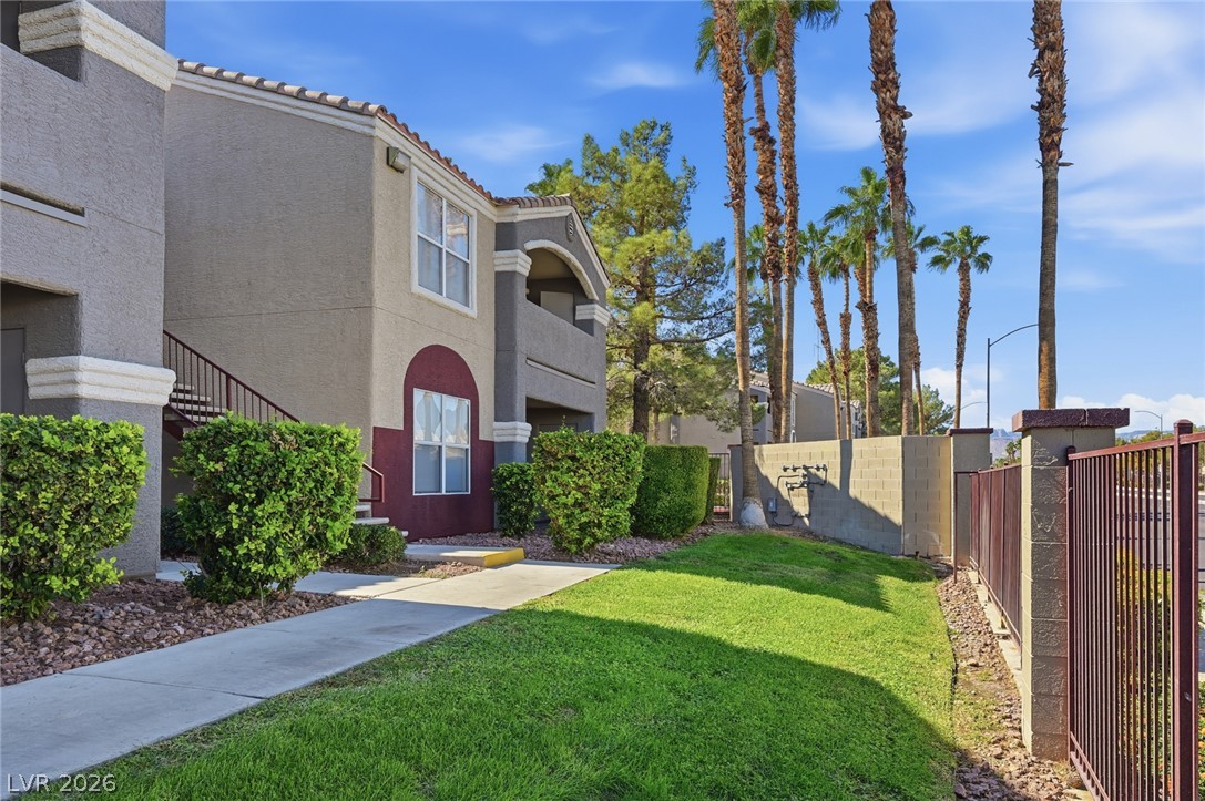 Photo 2 of 5055 W Hacienda Avenue #1220