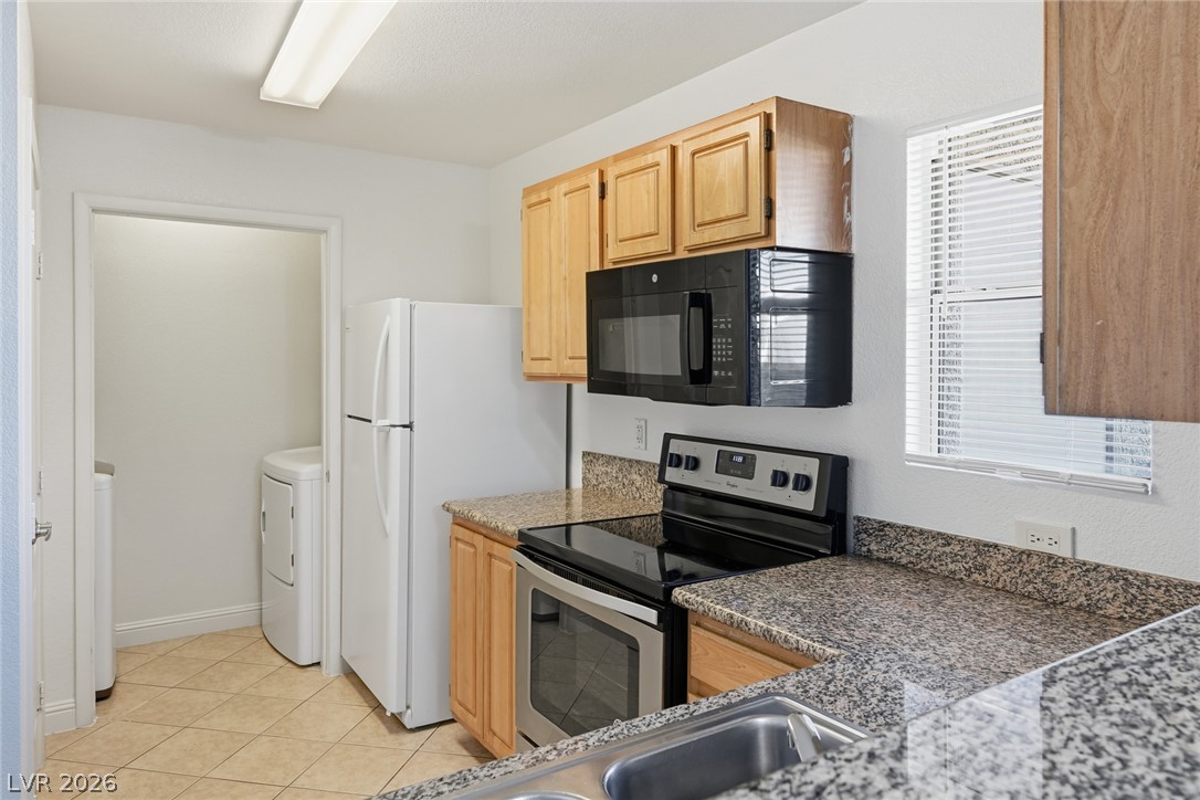 Photo 12 of 32, 5055 W Hacienda Avenue #1220