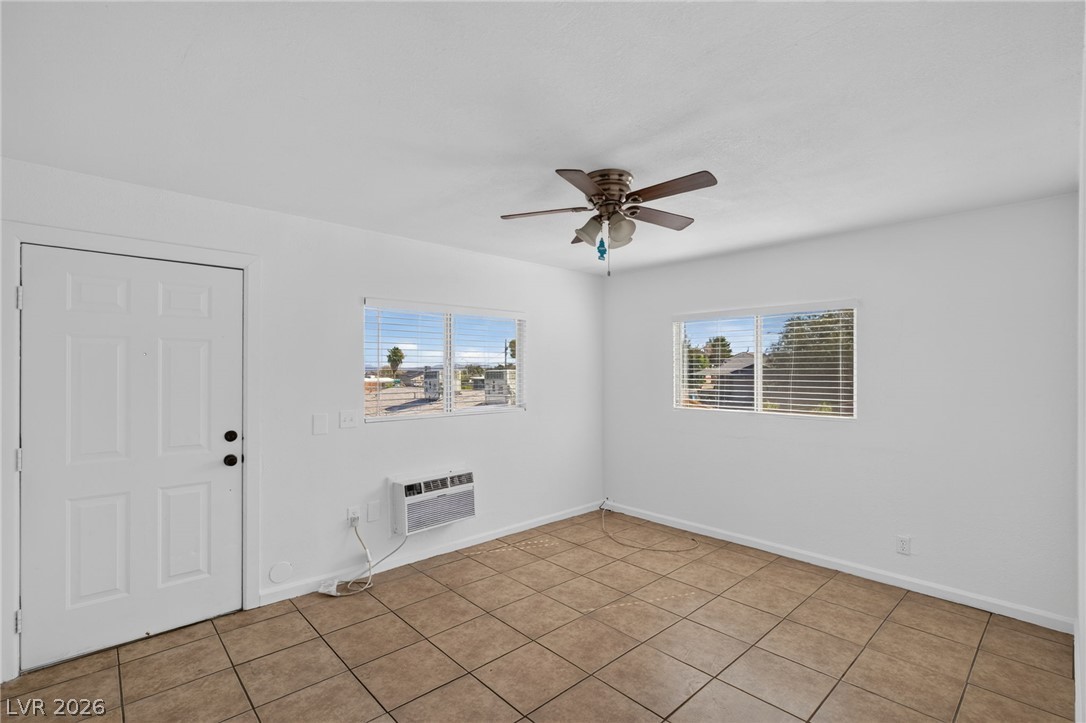 Photo 7 of 17, 405 N 15th Street