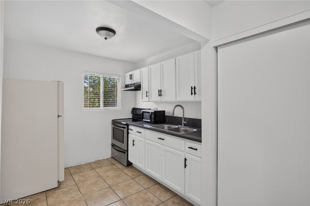 Photo 9 of 17, 405 N 15th Street