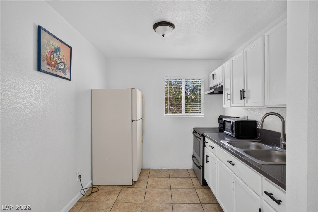 Photo 10 of 17, 405 N 15th Street