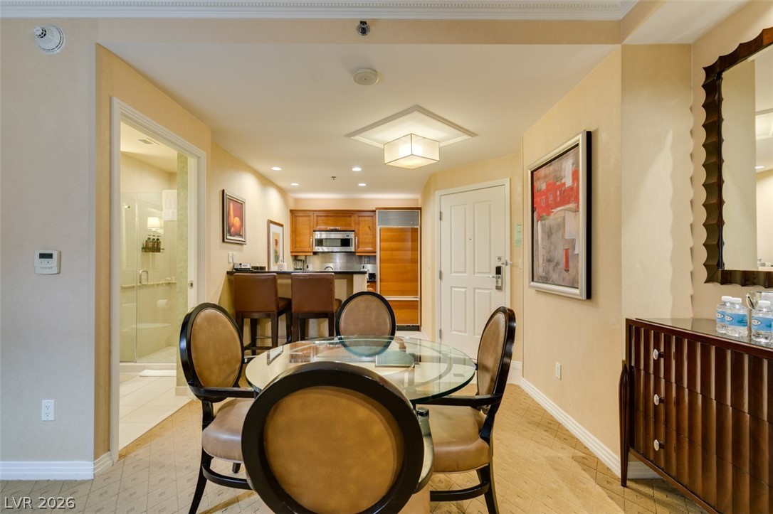 Photo 18 of 45, 135 E HARMON Avenue #2402