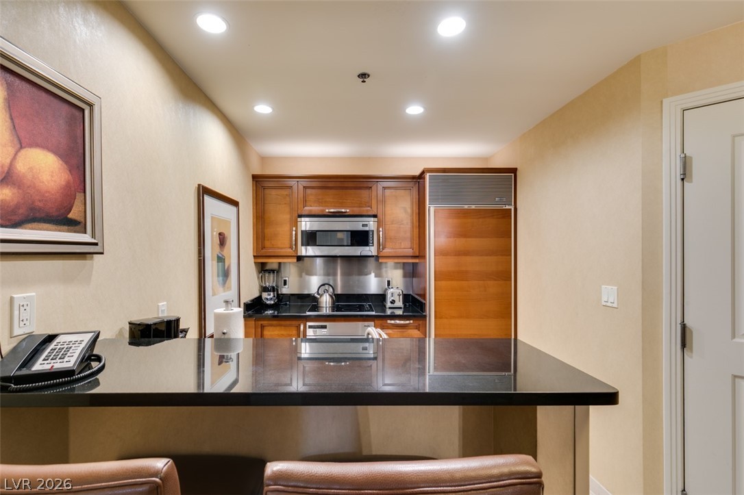 Photo 22 of 45, 135 E HARMON Avenue #2402