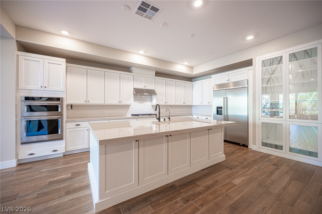 Photo 26 of 87, 9200 S Las Manaitas Avenue #202