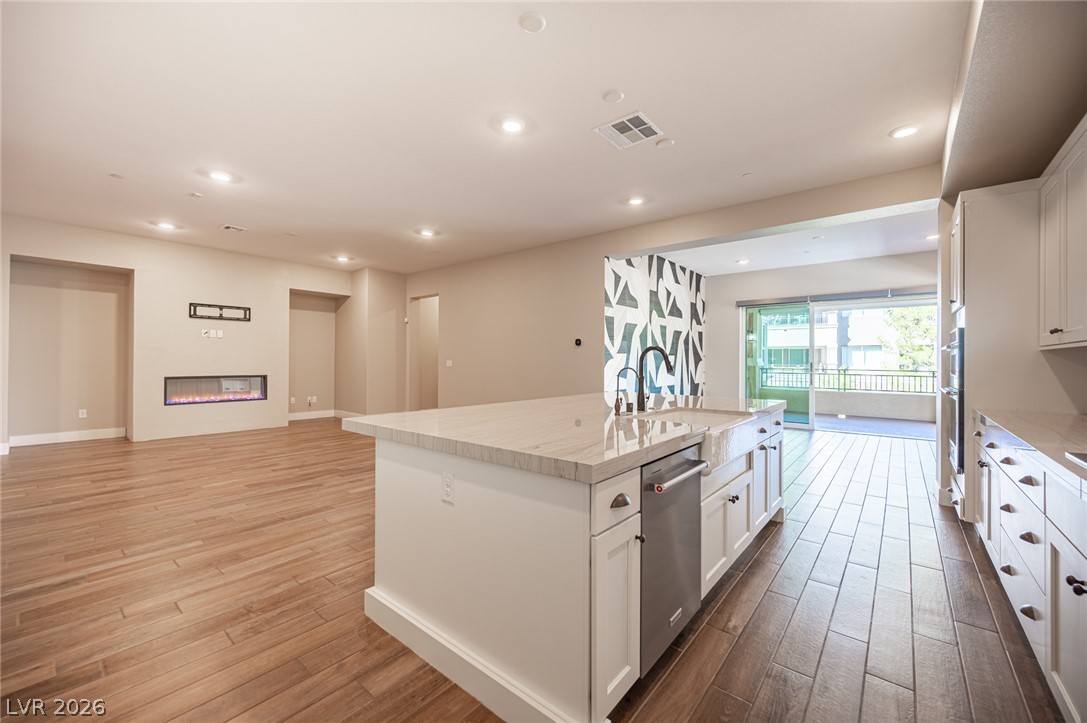 Photo 29 of 87, 9200 S Las Manaitas Avenue #202