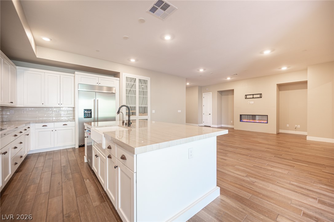 Photo 30 of 87, 9200 S Las Manaitas Avenue #202