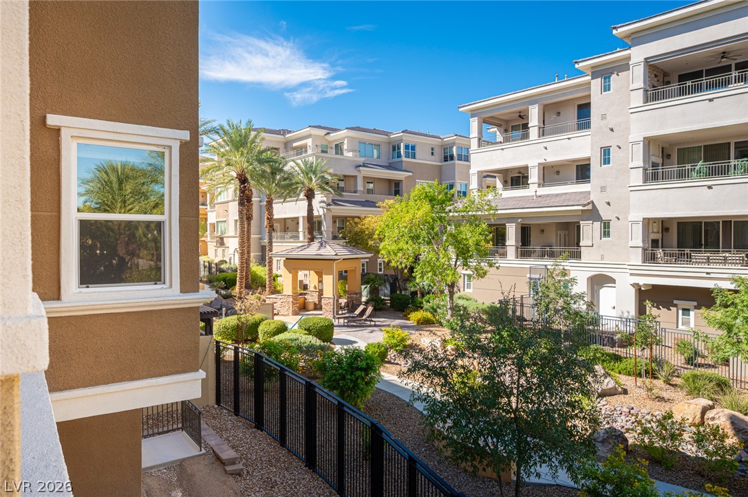 Photo 41 of 87, 9200 S Las Manaitas Avenue #202