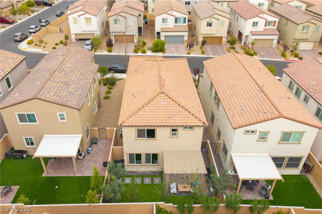 Photo 30 of 33, 10661 Enridge Avenue