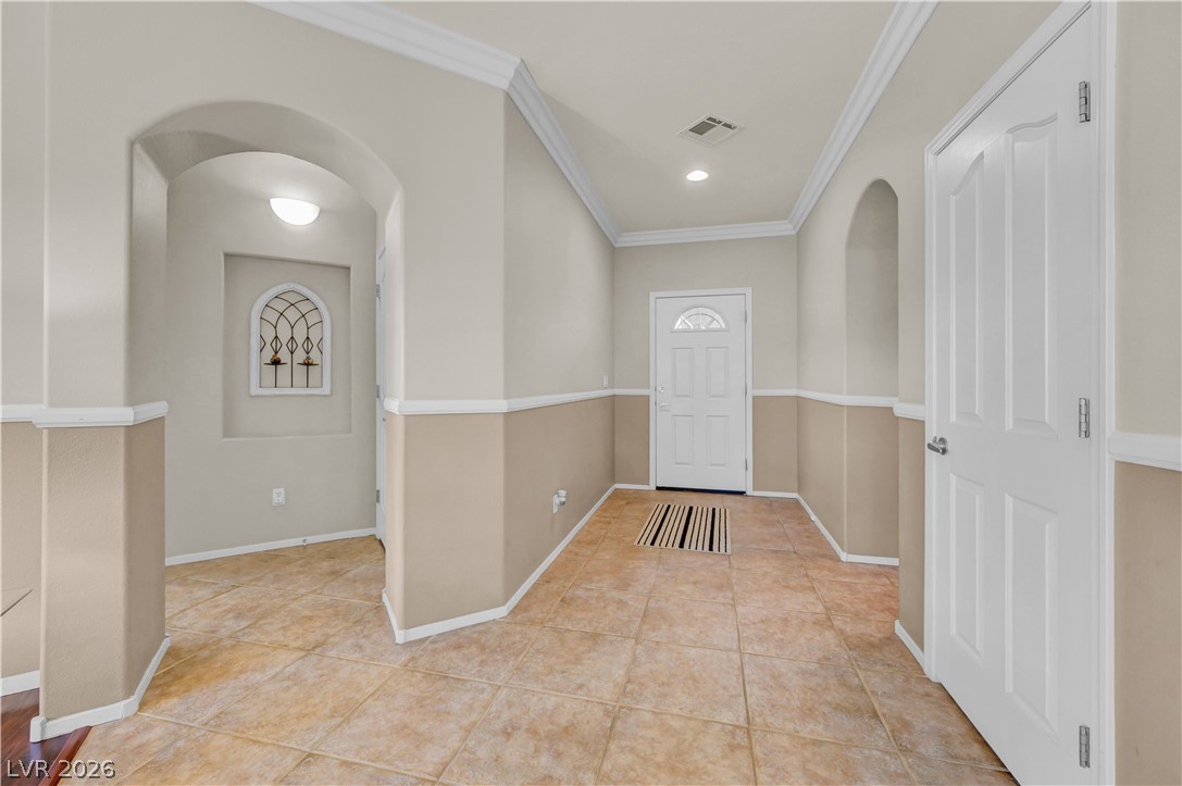 Photo 6 of 50, 1709 Lazy Hill Ranch Way