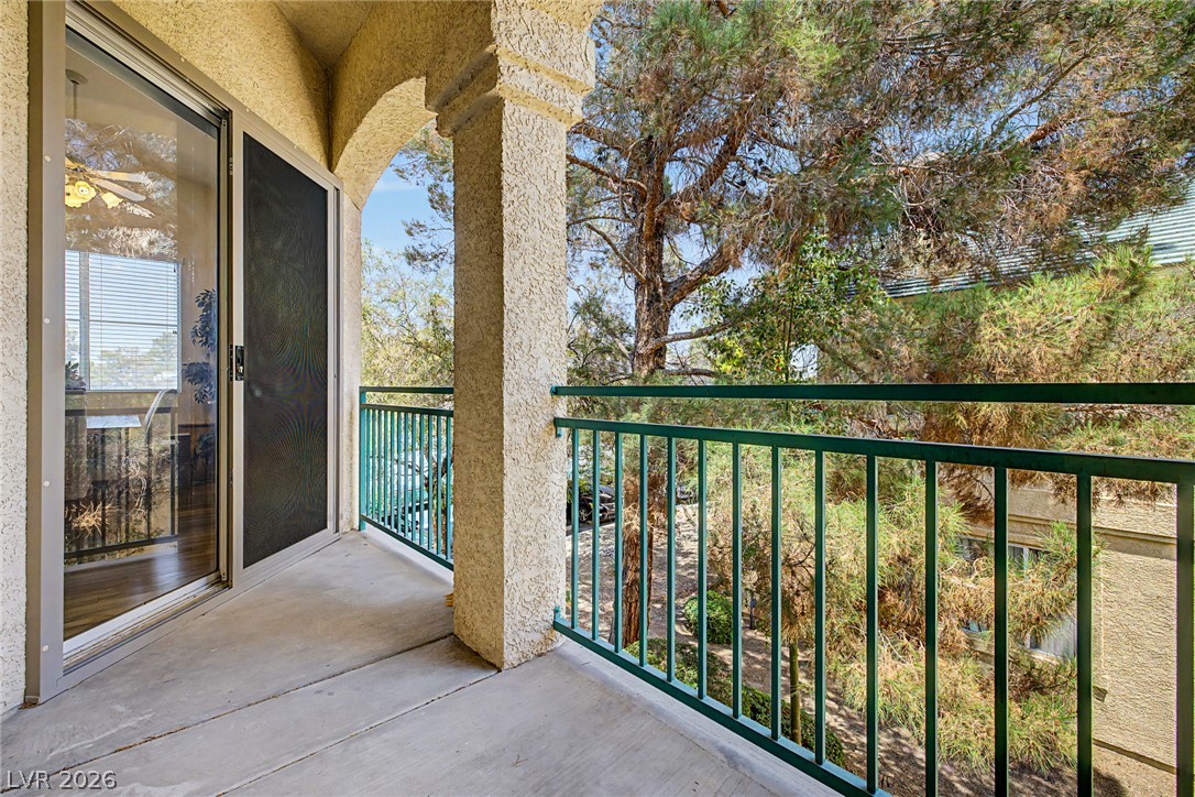 Photo 6 of 37, 5155 W Tropicana Avenue #2023