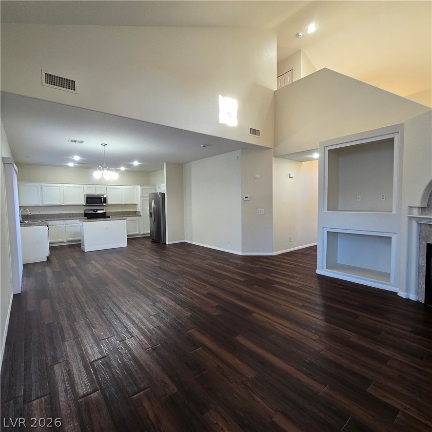 Photo 7 of 34, 10264 Copparo Place