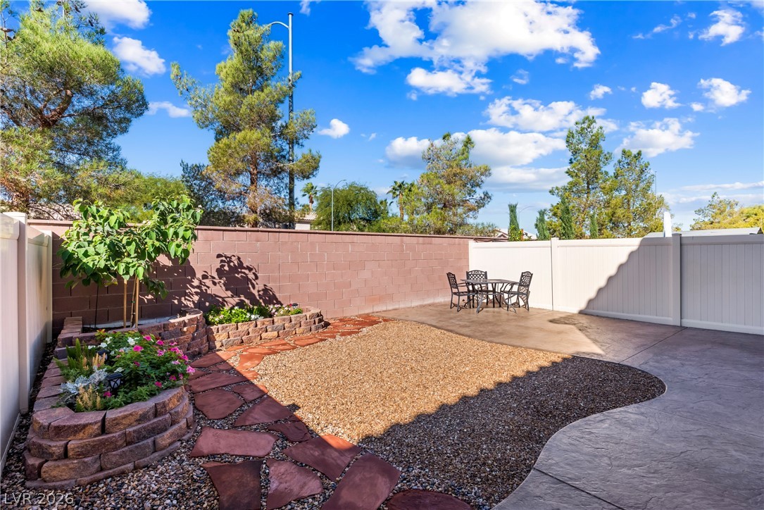 Photo 37 of 43, 3353 Nicki Cometa Street
