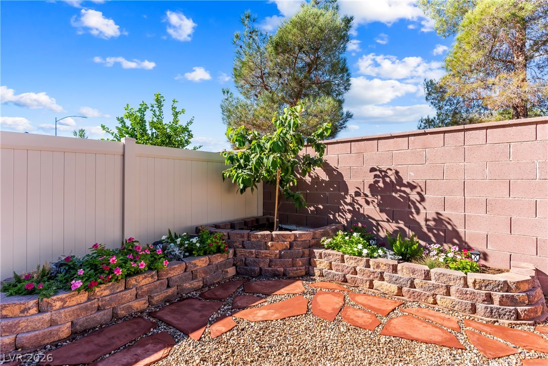 Photo 39 of 43, 3353 Nicki Cometa Street