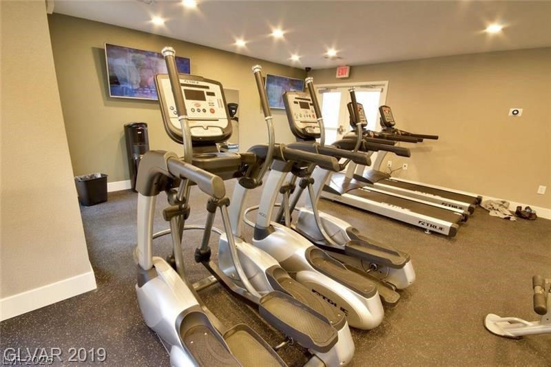Photo 14 of 35, 4200 S Valley View Boulevard #3051