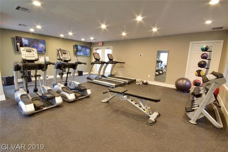 Photo 15 of 35, 4200 S Valley View Boulevard #3051