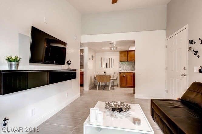 Photo 19 of 35, 4200 S Valley View Boulevard #3051