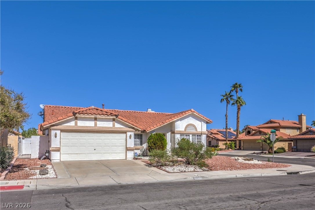Photo 3 of 1806 Adonis Avenue