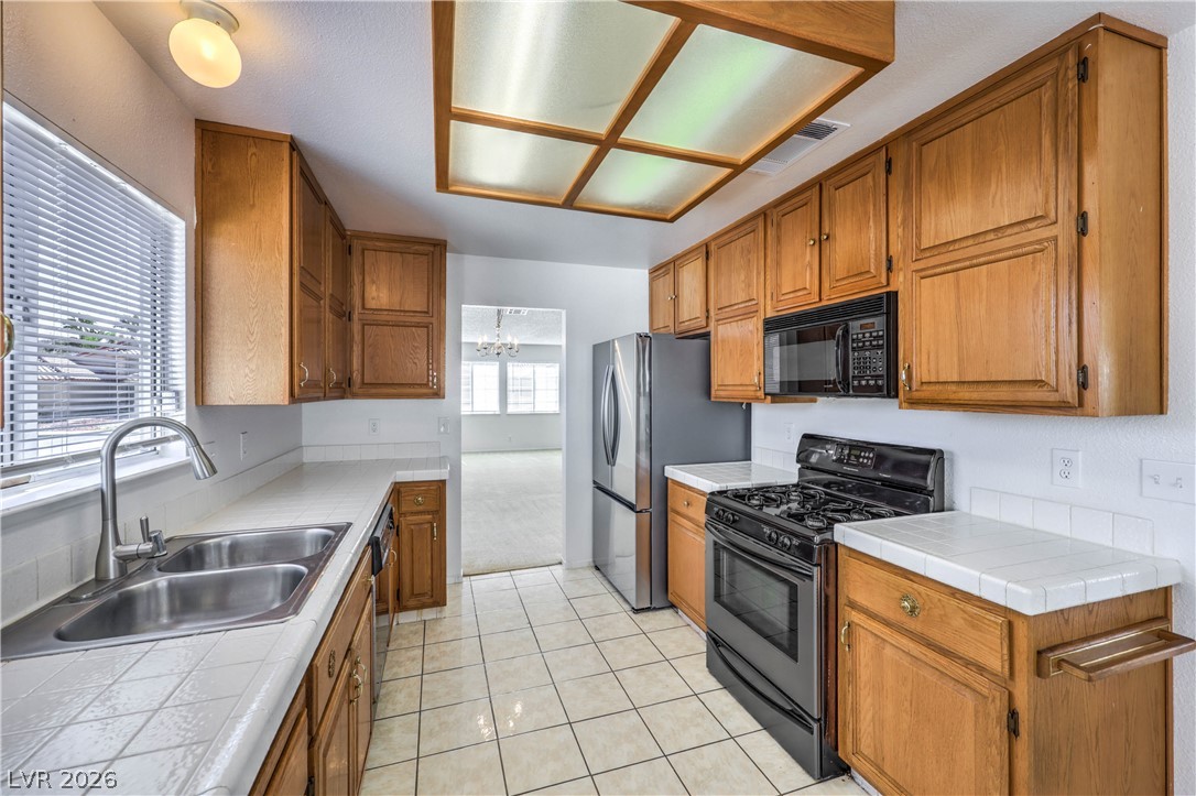 Photo 13 of 35, 1806 Adonis Avenue