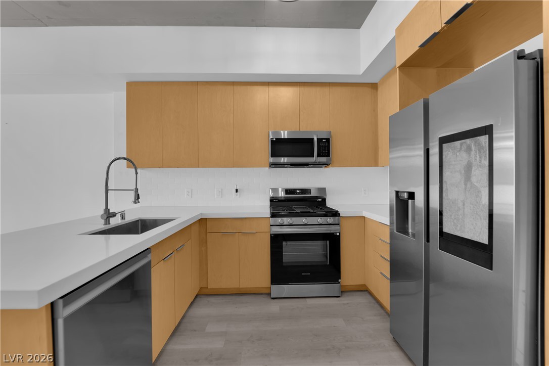 Photo 6 of 48, 353 E Bonneville Avenue #257