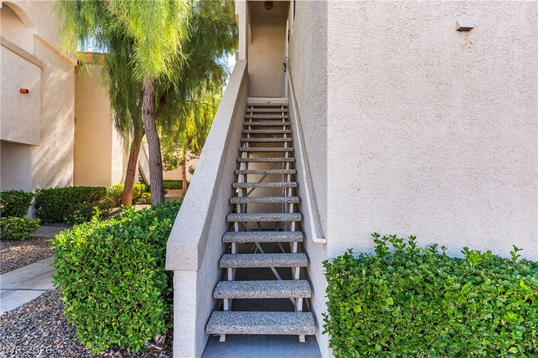 Photo 4 of 6480 Annie Oakley Drive #721