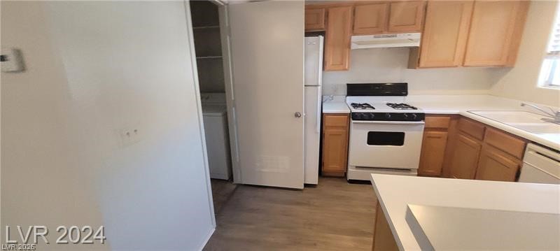 Photo 21 of 42, 4555 SAHARA Avenue #252