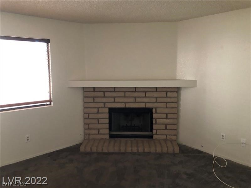 Photo 9 of 30, 1105 SULPHUR SPRINGS Lane #102