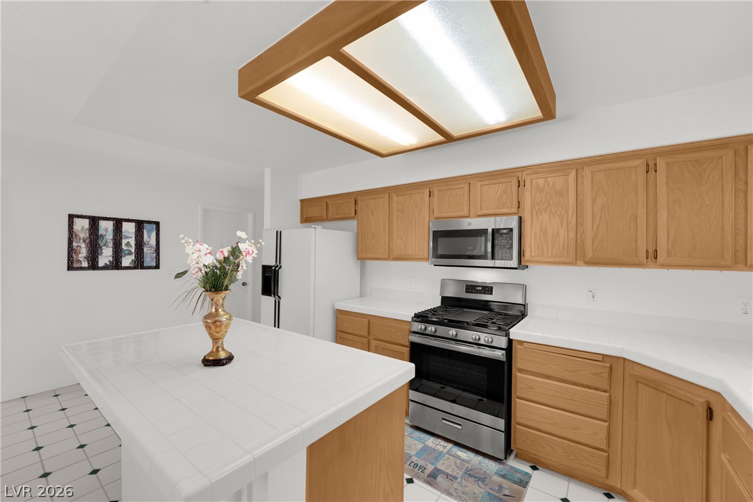 Photo 8 of 28, 9609 Rancho Palmas Drive