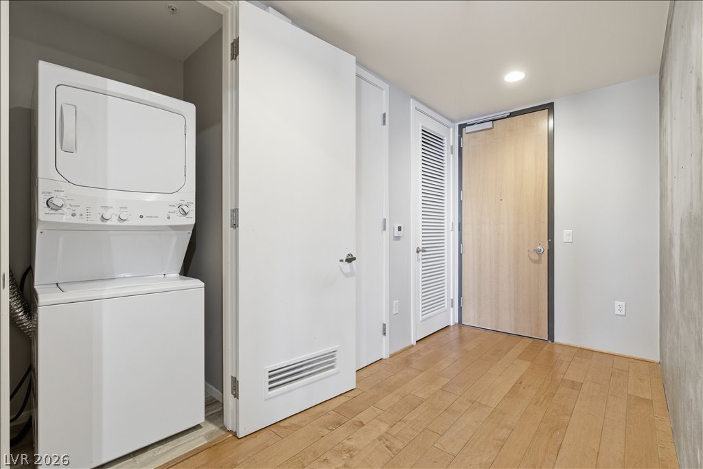 Photo 8 of 42, 353 E Bonneville Avenue #295