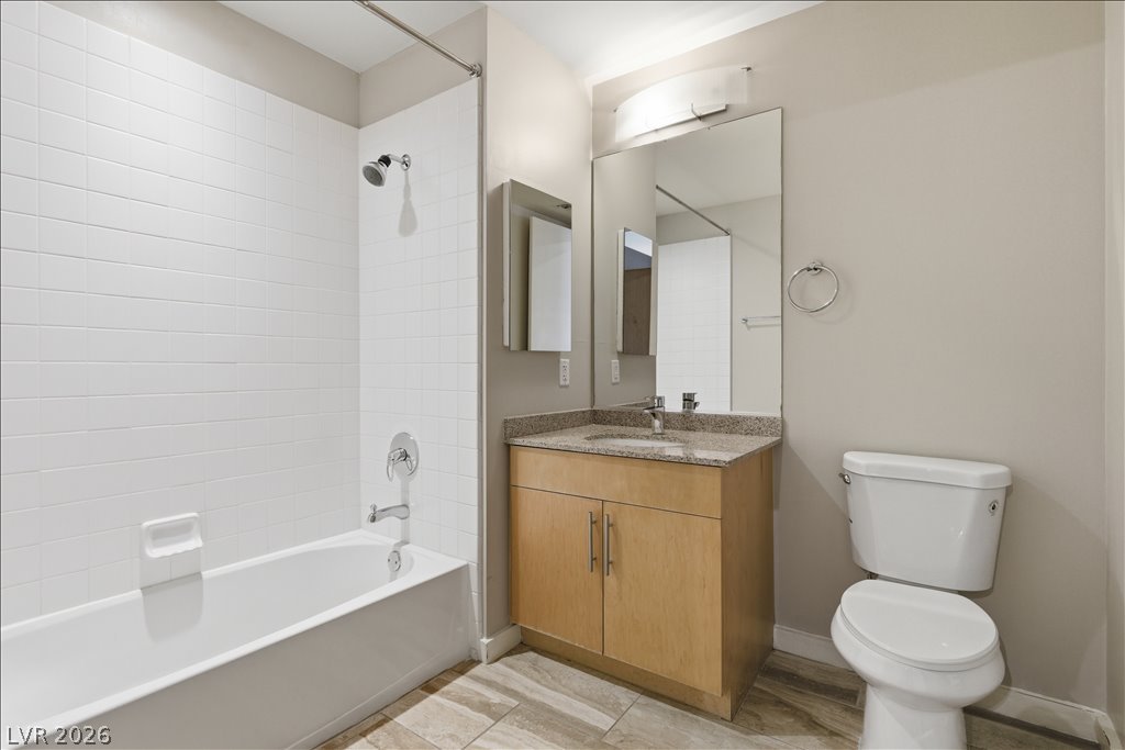 Photo 9 of 42, 353 E Bonneville Avenue #295